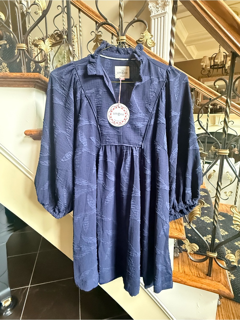 Umgee NWT Navy Jessy Dress. S. Elastic fluff sleeves. Polyester. V-neck ruffle.
